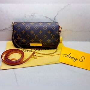 Louis Vuitton Favorite PM. Comes with two straps